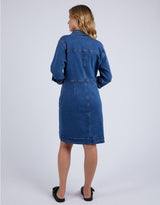 elm-gwen-long-sleeve-denim-dress-mid-blue-wash-womens-clothing