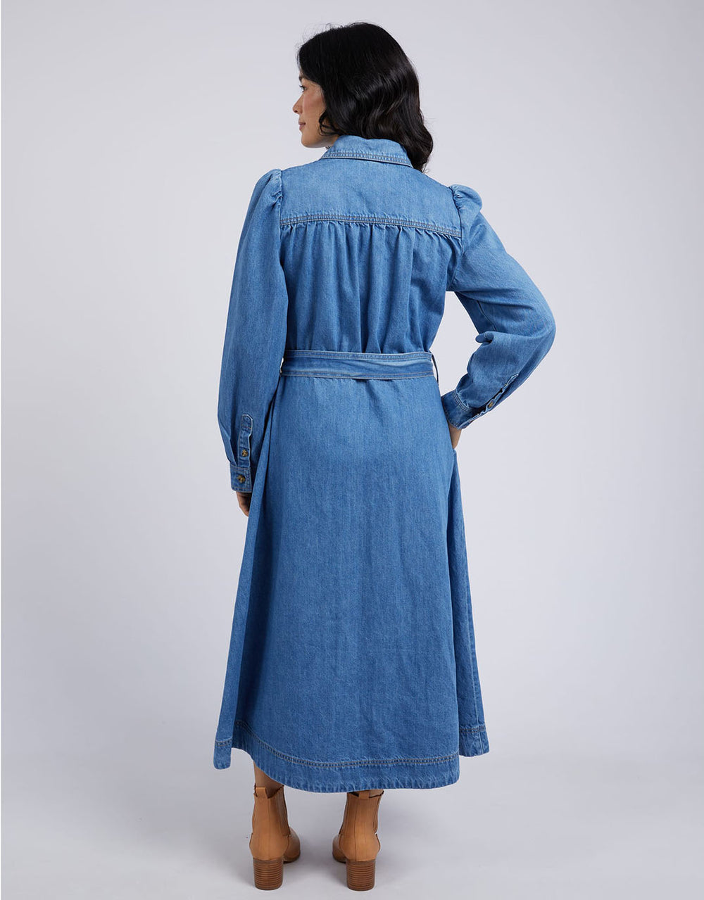 elm-lucinda-denim-shirt-dress-mid-blue-wash-womens-clothing
