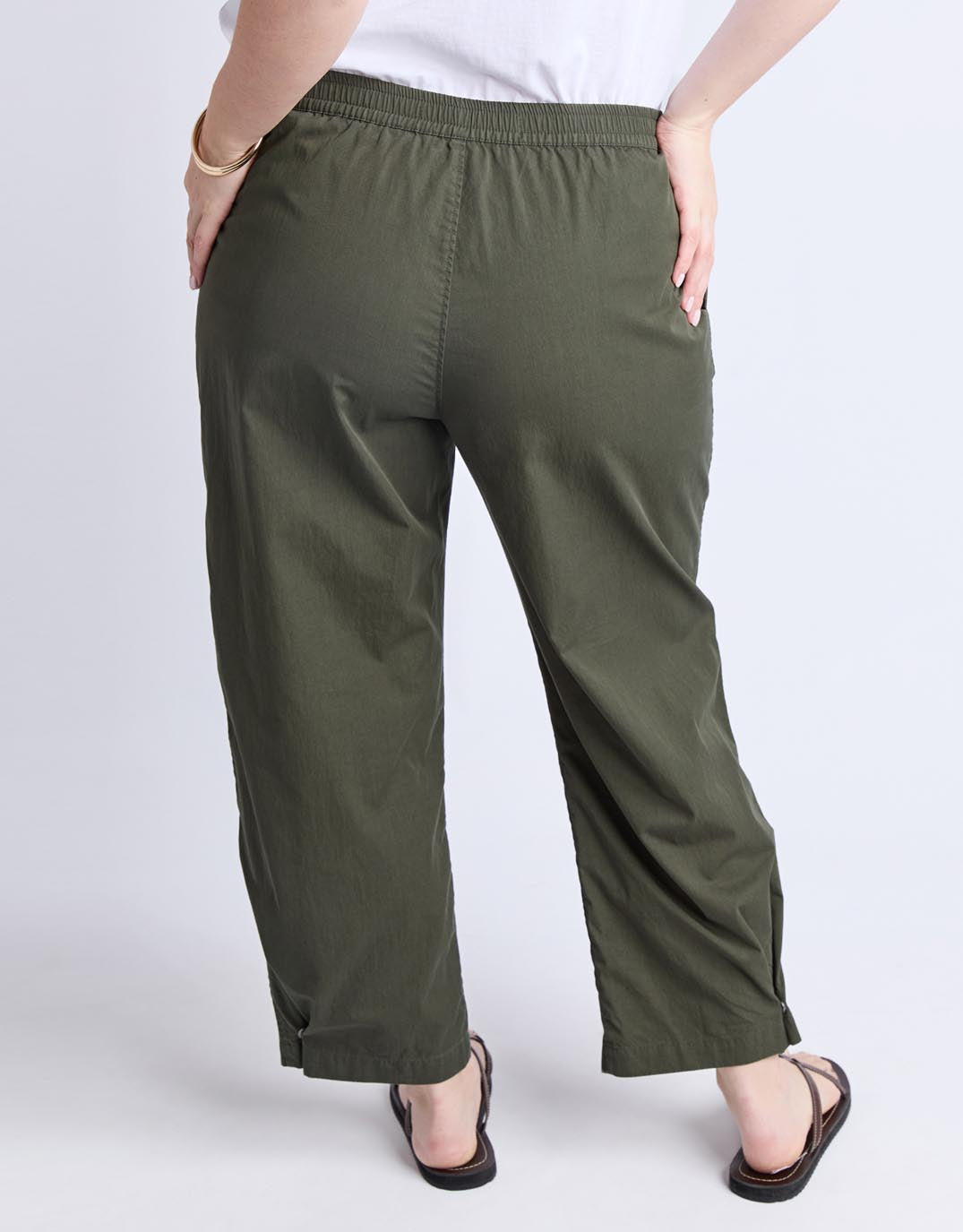 elm-relaxed-ankle-pant-khaki-womens-clothing