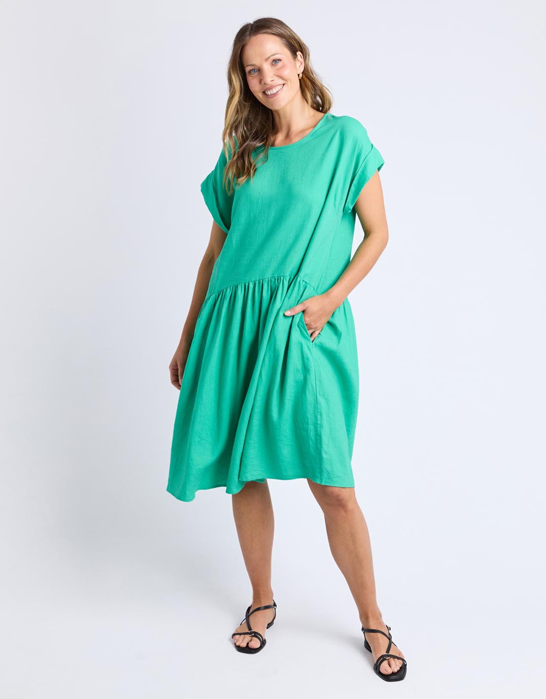 elm-sunset-hour-solid-dress-dress-gumdrop-green-womens-clothing