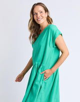elm-sunset-hour-solid-dress-dress-gumdrop-green-womens-clothing