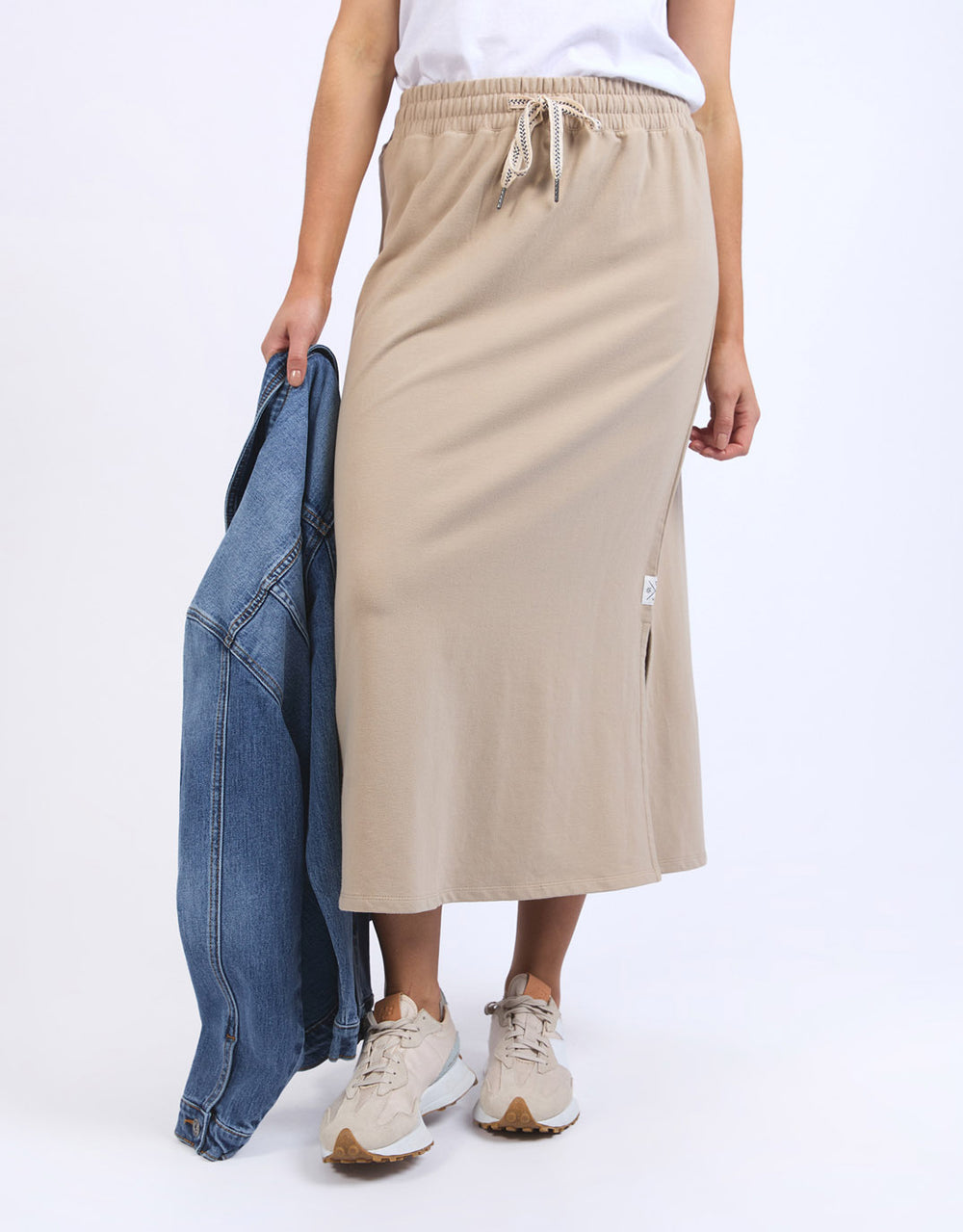 elm-travel-skirt-latte-womens-clothing