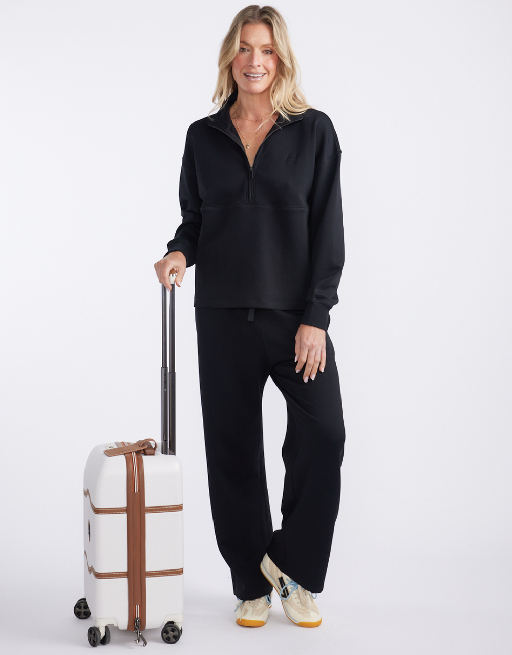 Escape Super Soft Half Zip Top - Black