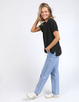 foxwood-allison-tee-black-womens-clothing
