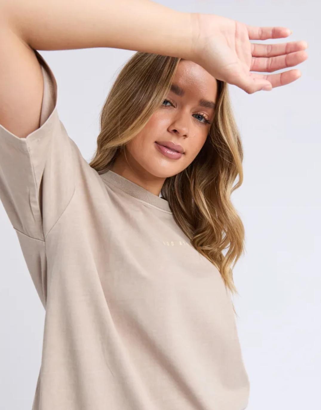 foxwood-captain-tee-brown-womens-clothing