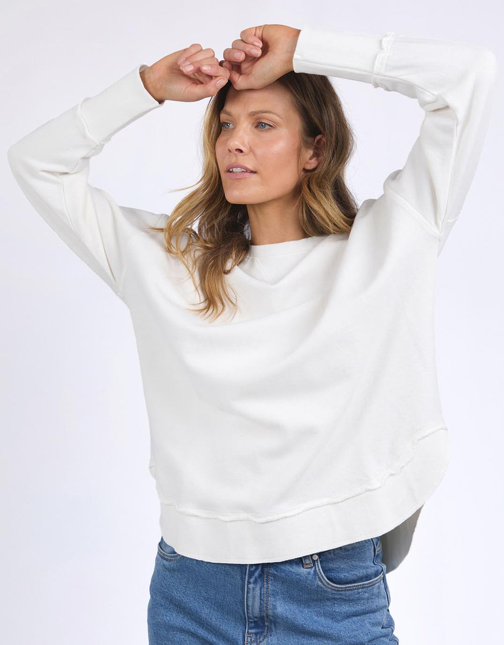 foxwood-delilah-crew-vintage-white-womens-clothing