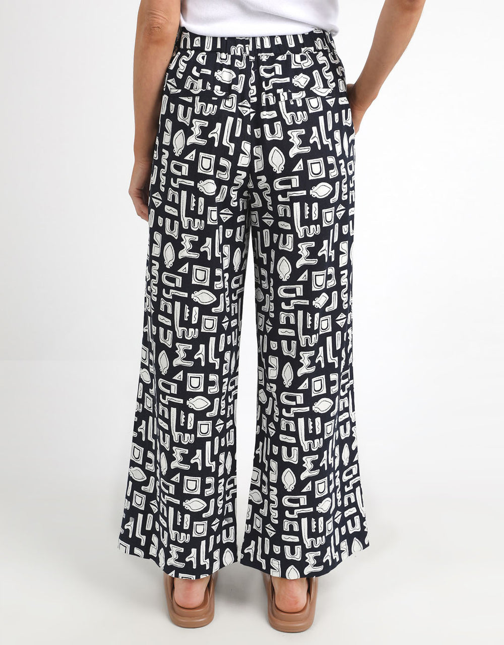 foxwood-etched-geo-pant-navy-womens-clothing