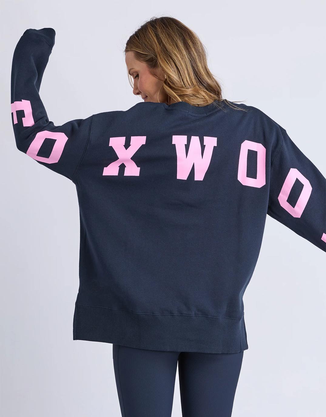 foxwood-interval-crew-navy-with-neon-pink-womens-clothing