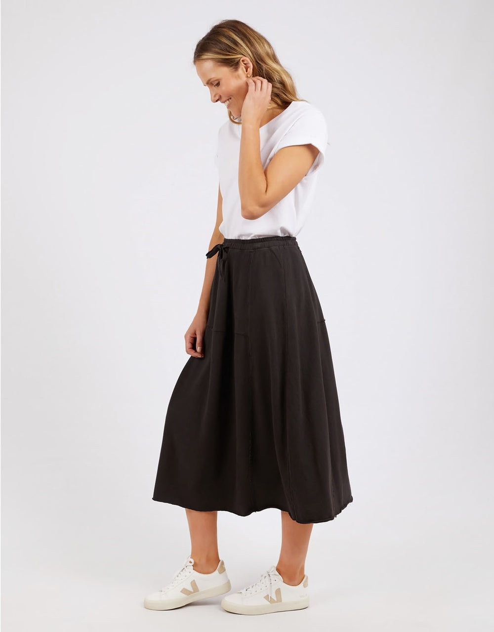 foxwood-jayne-skirt-washed-black-womens-clothing