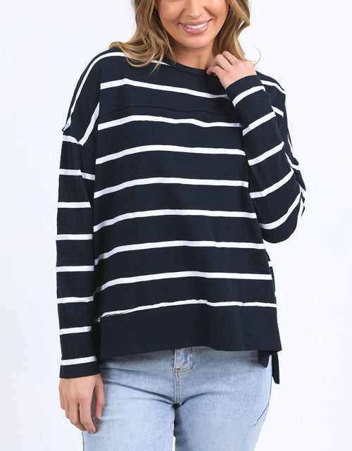 foxwood-jayne-stripe-throw-on-top-navy-white-stripe-womens-clothing