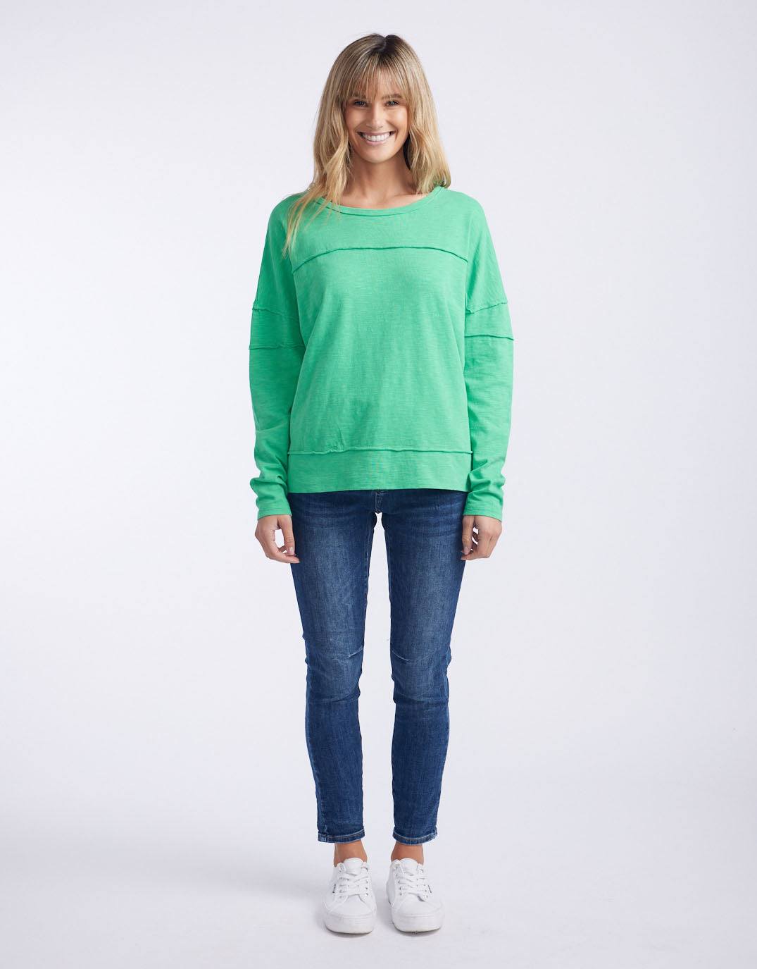 foxwood-jayne-throw-on-top-emerald-womens-clothing