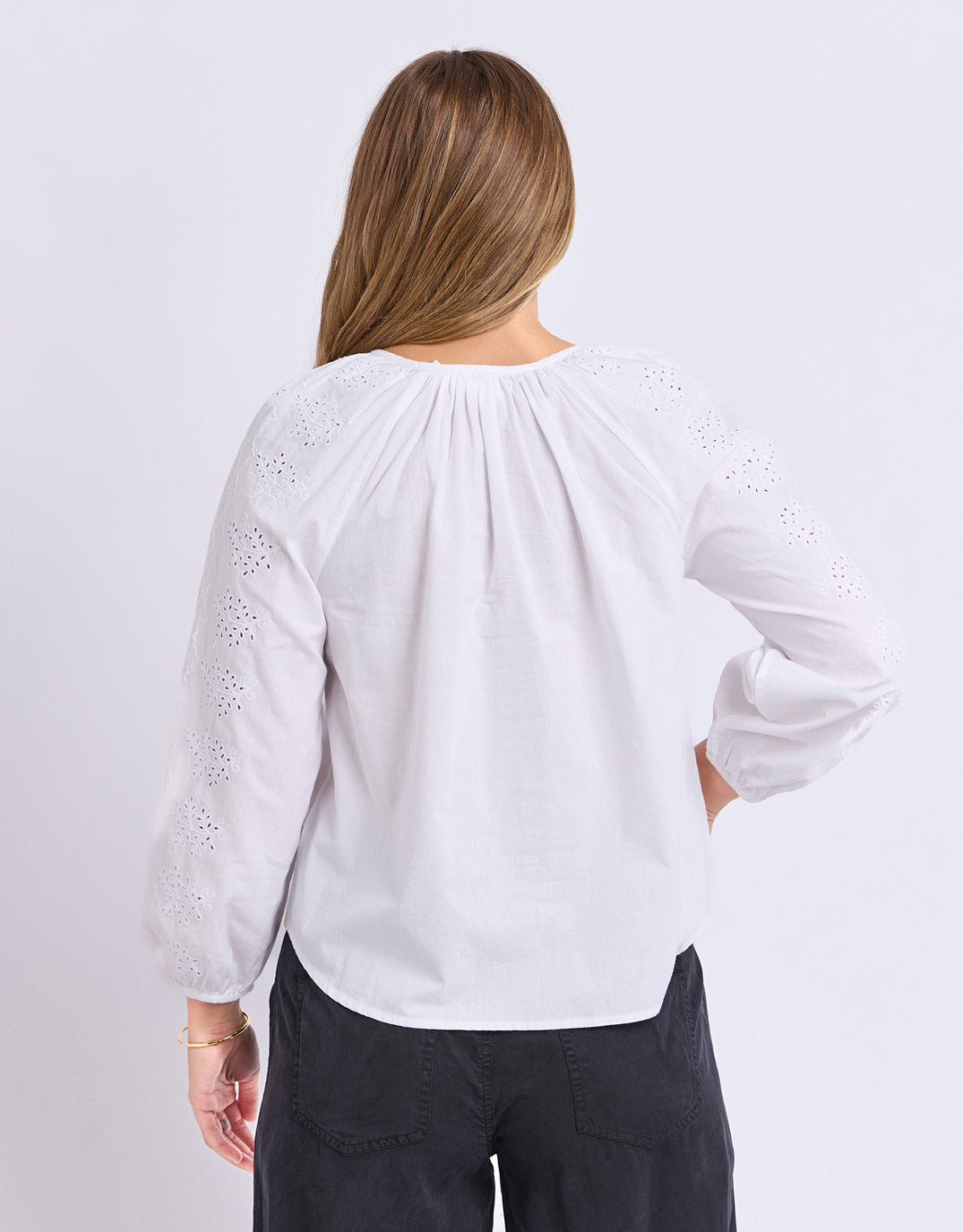 foxwood-liliana-top-white-womens-clothing