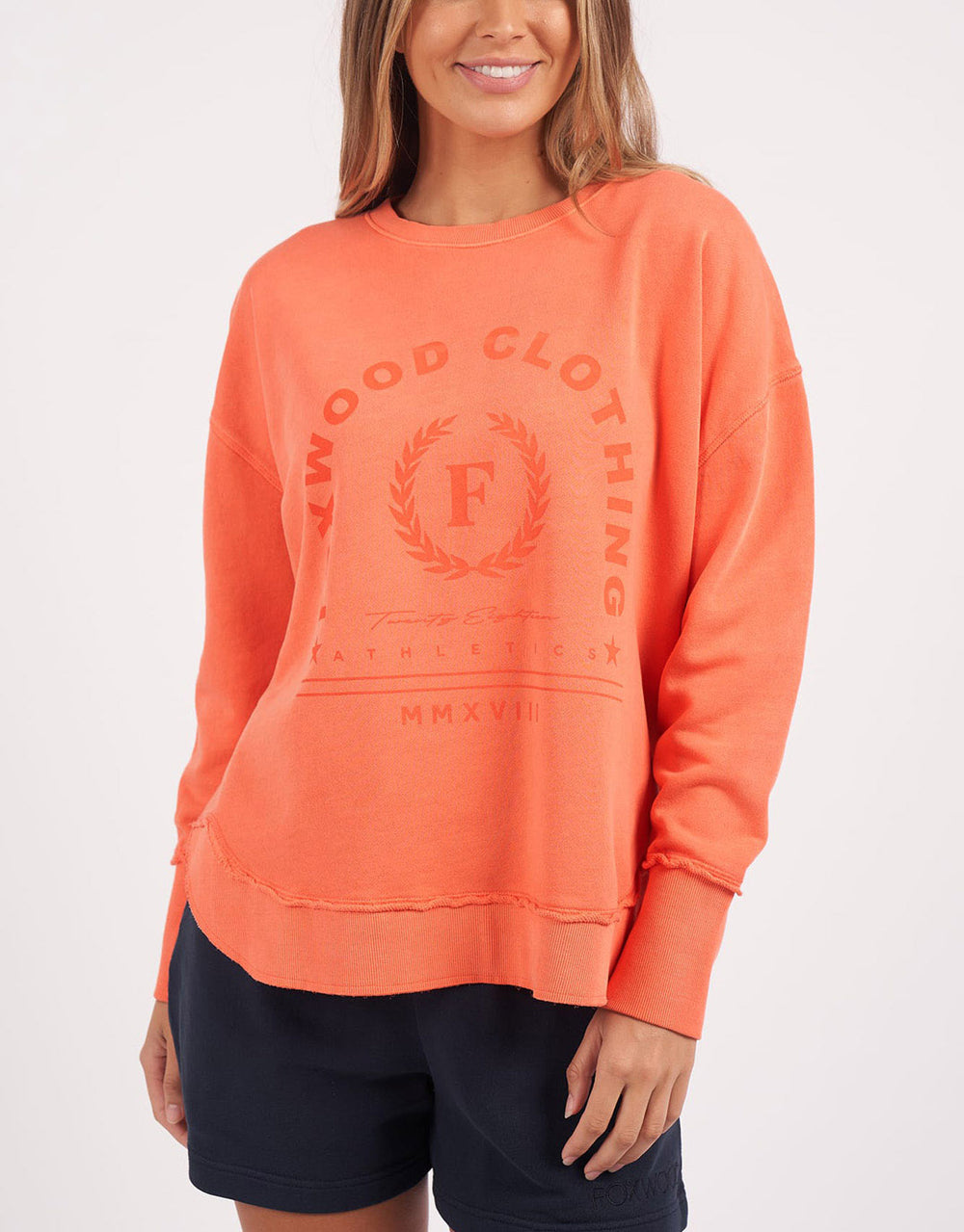 foxwood-medalion-crew-peach-womens-clothing