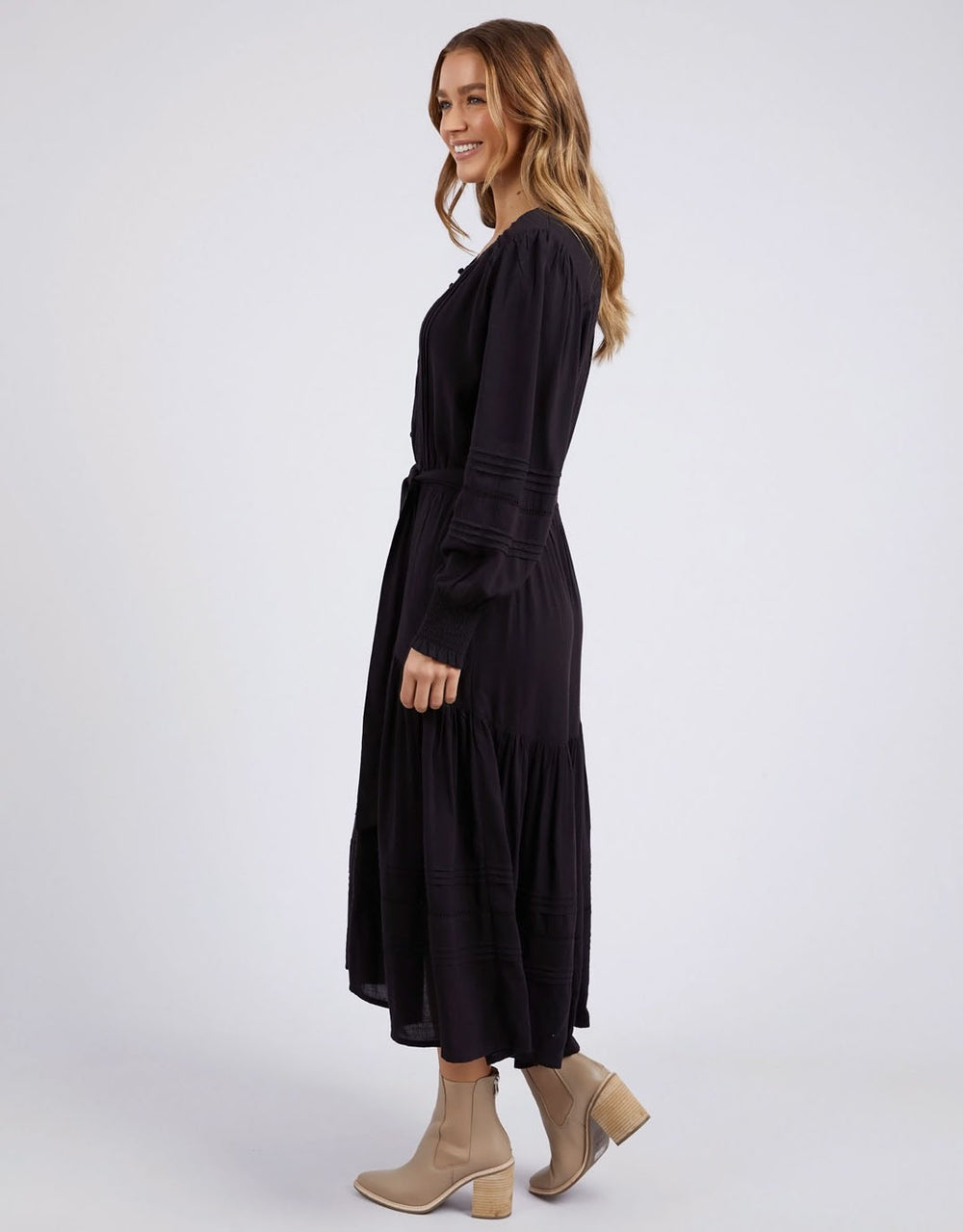 foxwood-orson-dress-black-womens-clothing