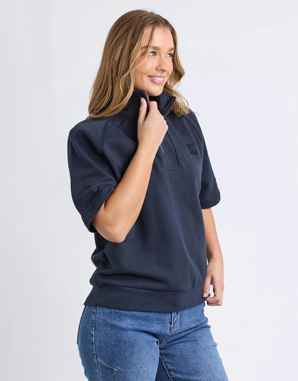 foxwood-piped-crew-solid-navy-womens-clothing