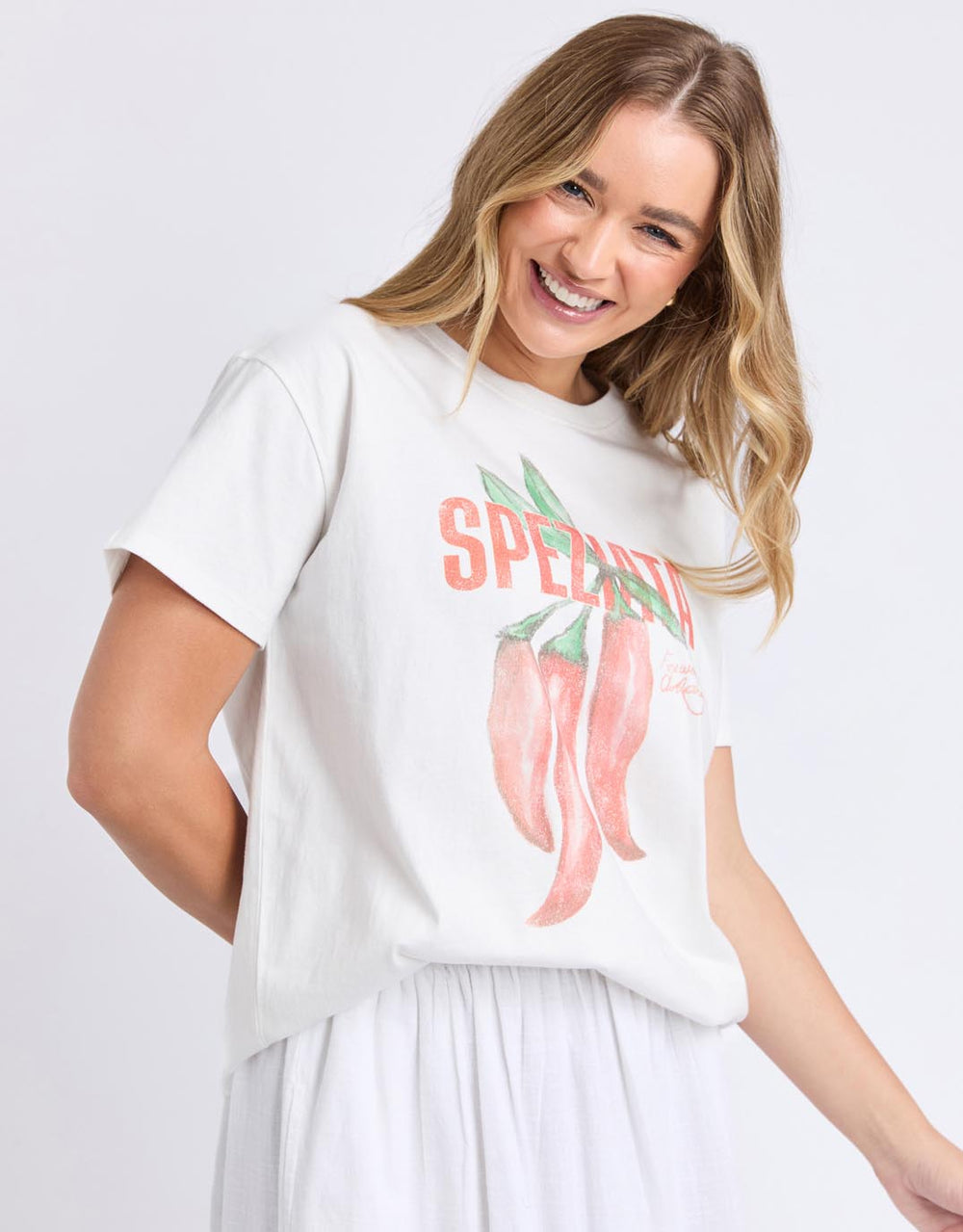 foxwood-speziata-tee-vintage-white-womens-clothing