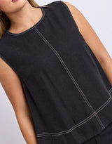 foxwood-vento-top-black-womens-clothing