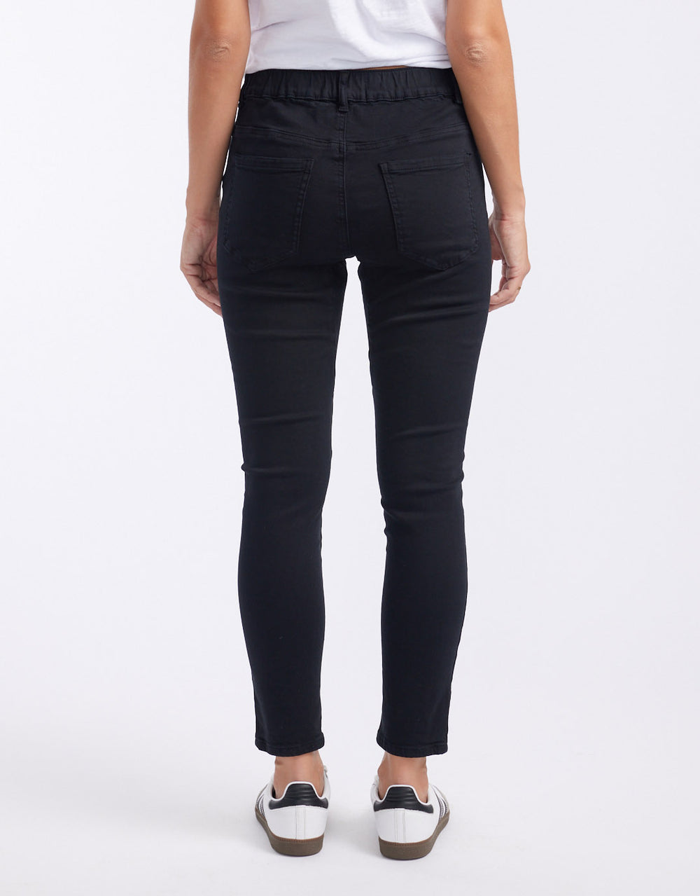 italian-star-emma-stretch-jean-black-womens-clothing