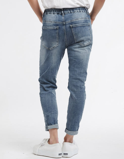 italian-star-emma-stretch-jean-mid-wash-womens-clothing