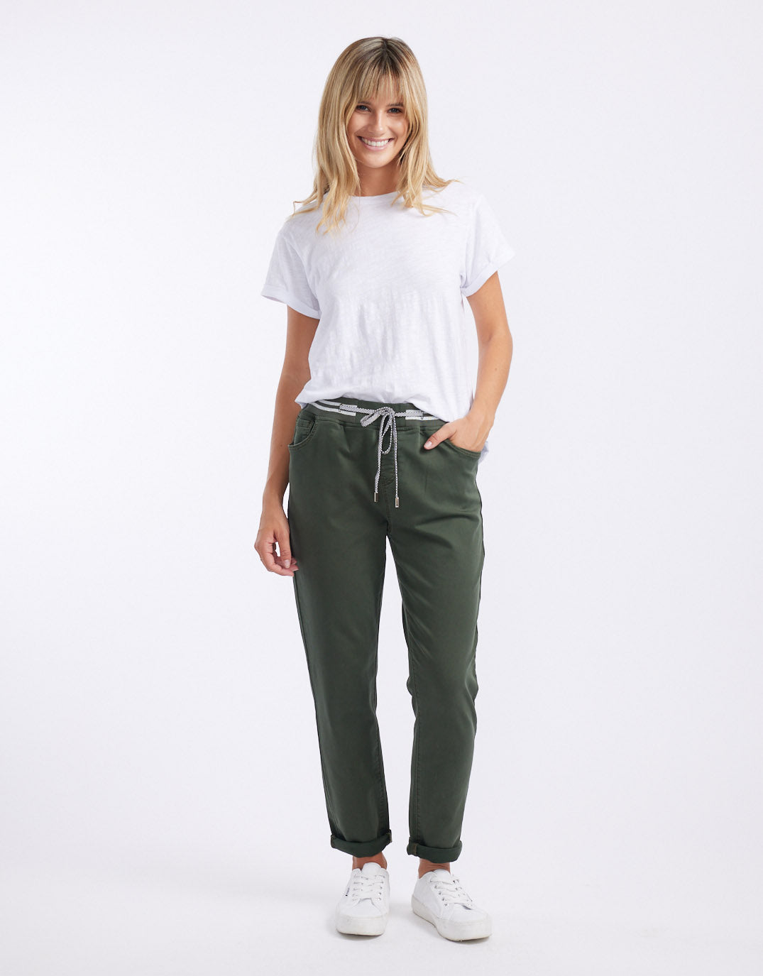 italian-star-tommy-jeans-olive-womens-clothing