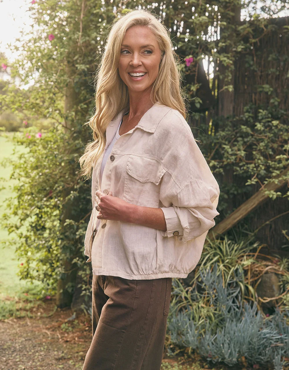 Weekender Jacket - Beige
