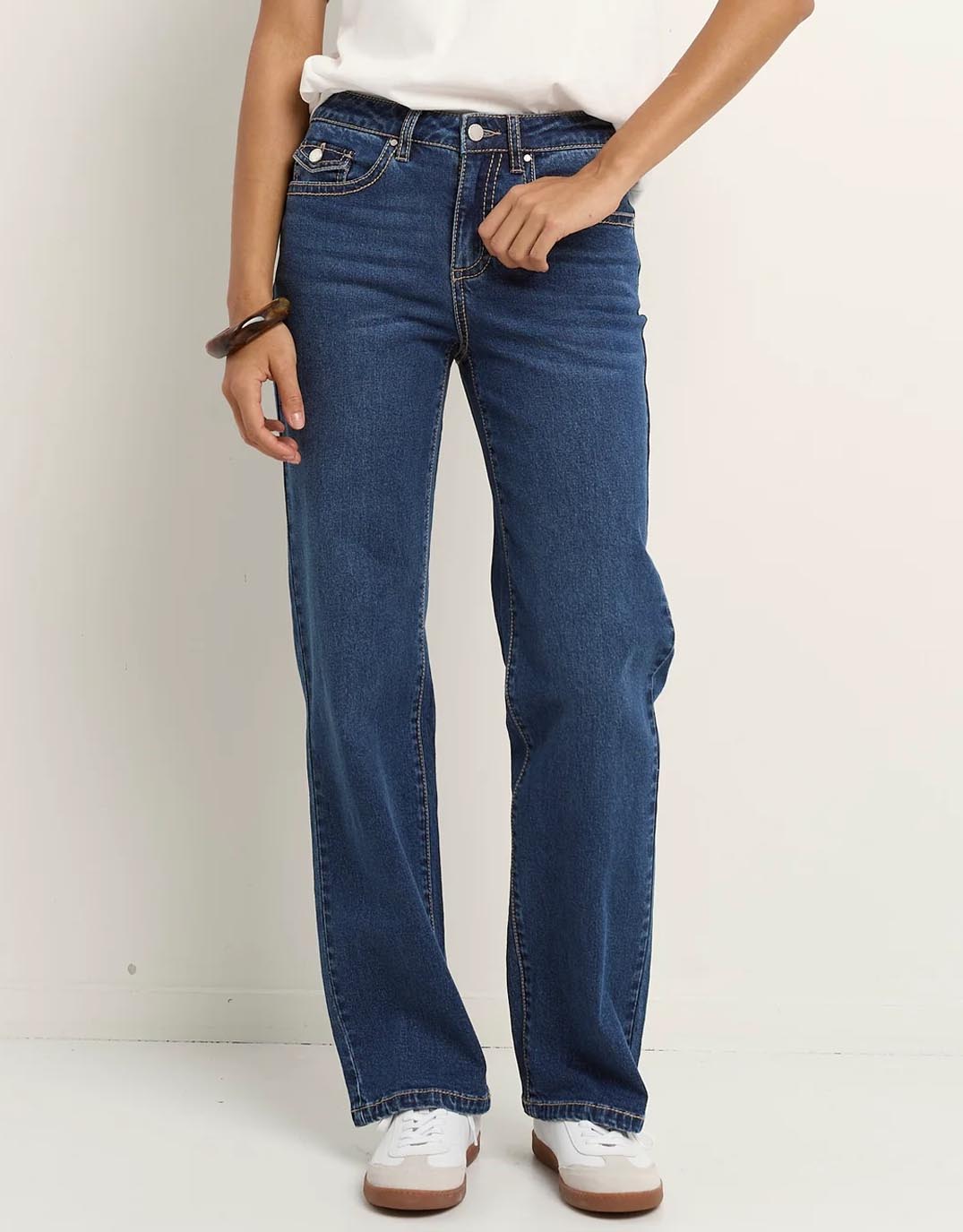 Buy Hudson Mid Rise Straight Leg Jean Mid Blue Ivy Jack for