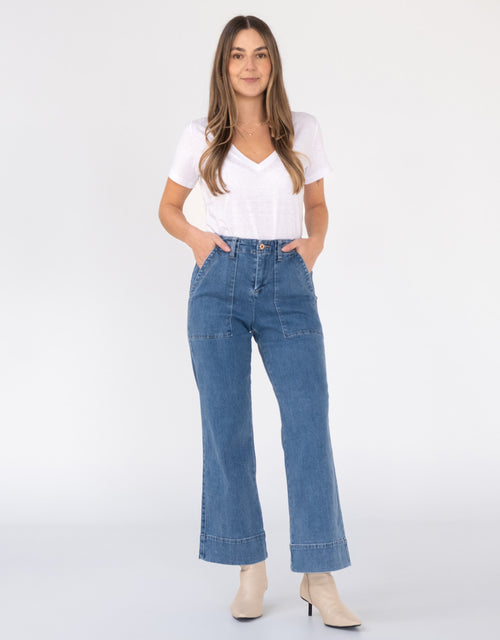 kireina-celeste-wide-leg-jeans-maison-wash-womens-clothing