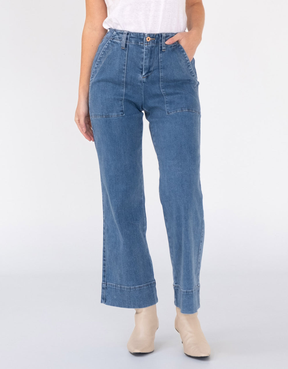 kireina-celeste-wide-leg-jeans-maison-wash-womens-clothing