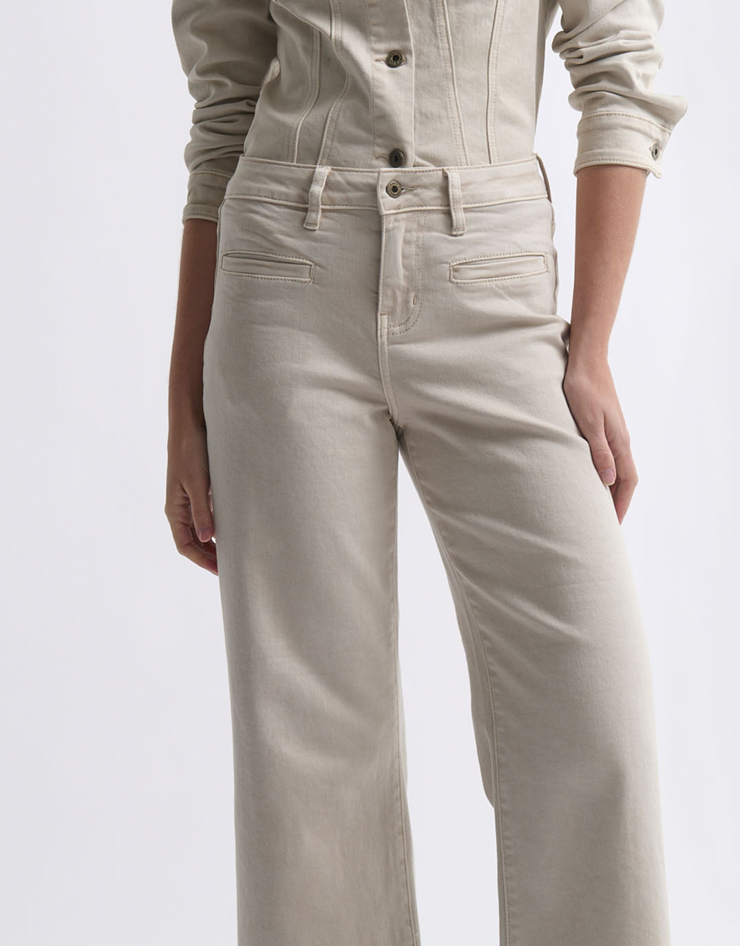 kireina-freya-welt-pocket-jean-sand-womens-clothing