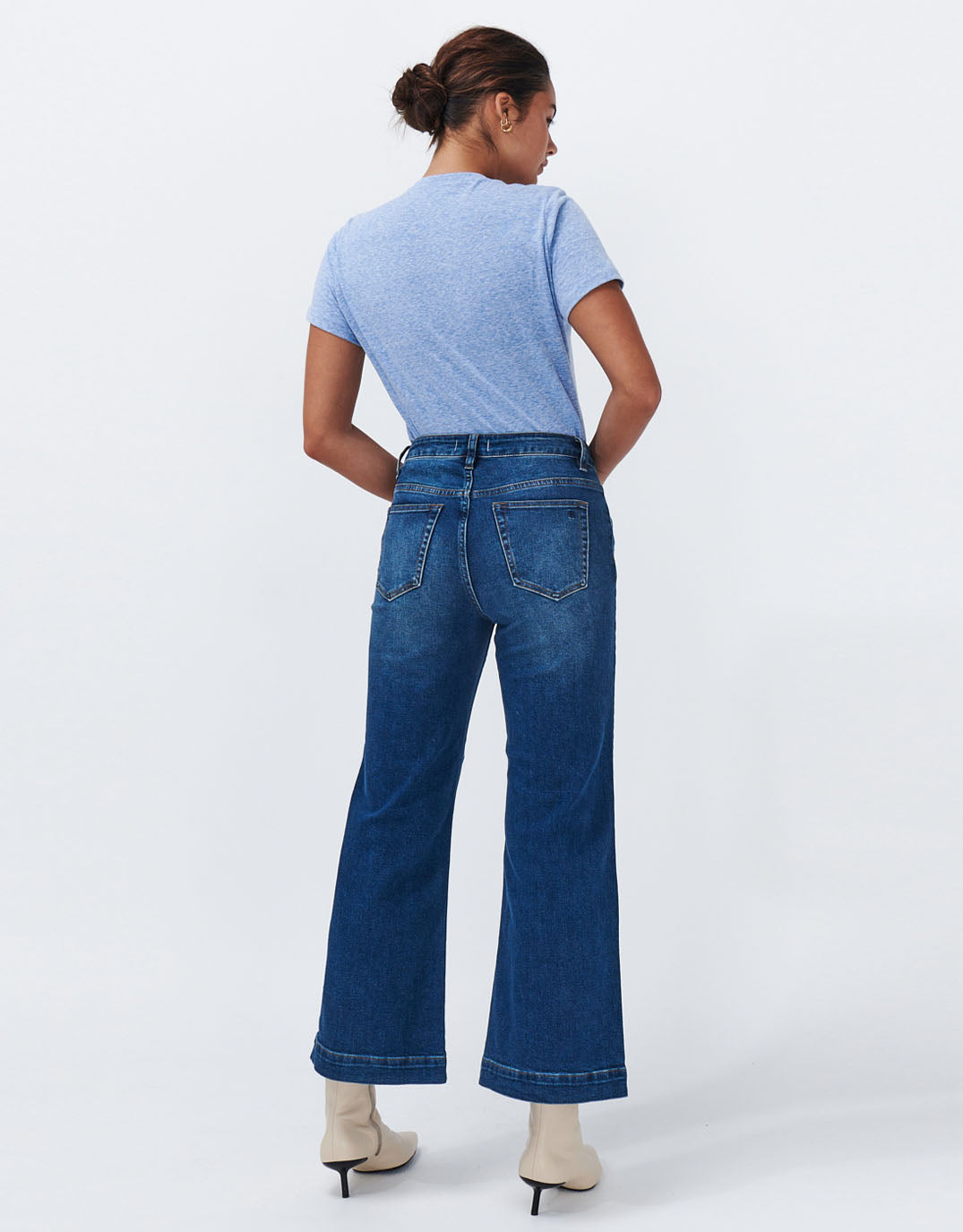 kireina-freya-wide-leg-jeans-fremont-wash-womens-clothing