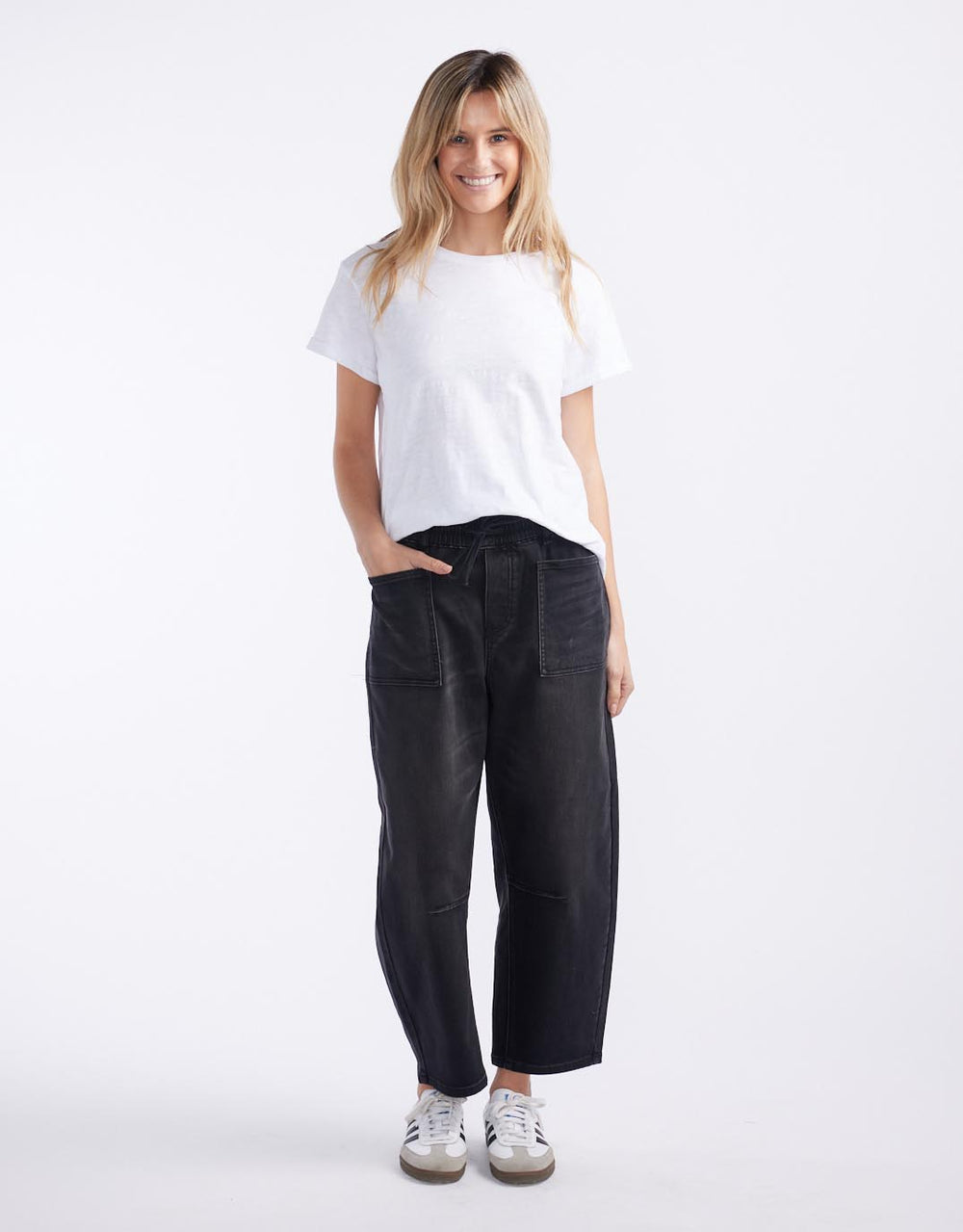 monaco-leo-barrel-jeans-black-womens-clothing