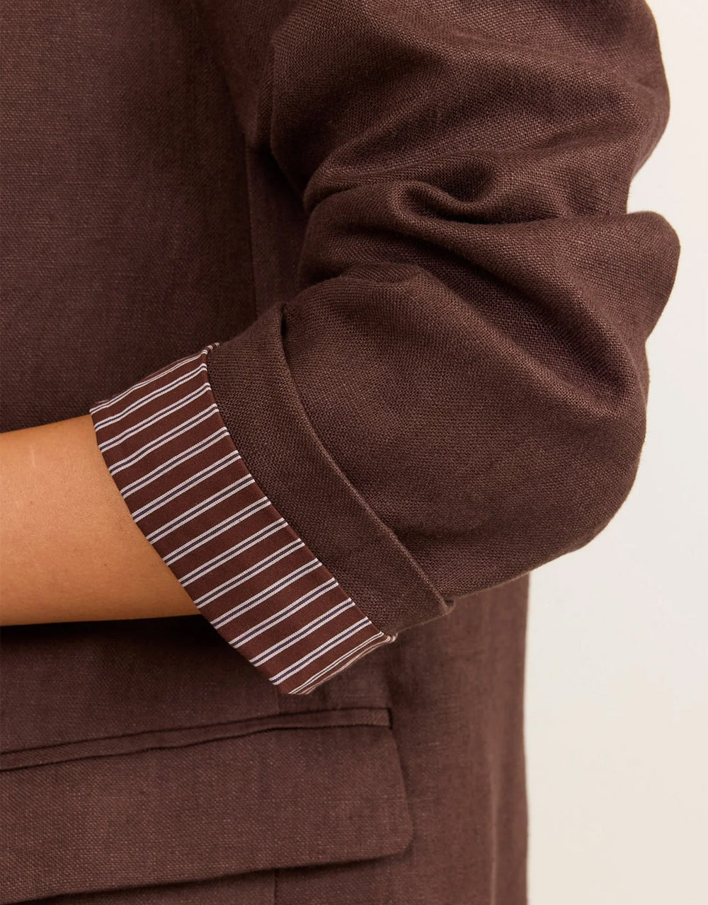 reunion-label-pillar-linen-2-button-blazer-chocolate-womens-clothing