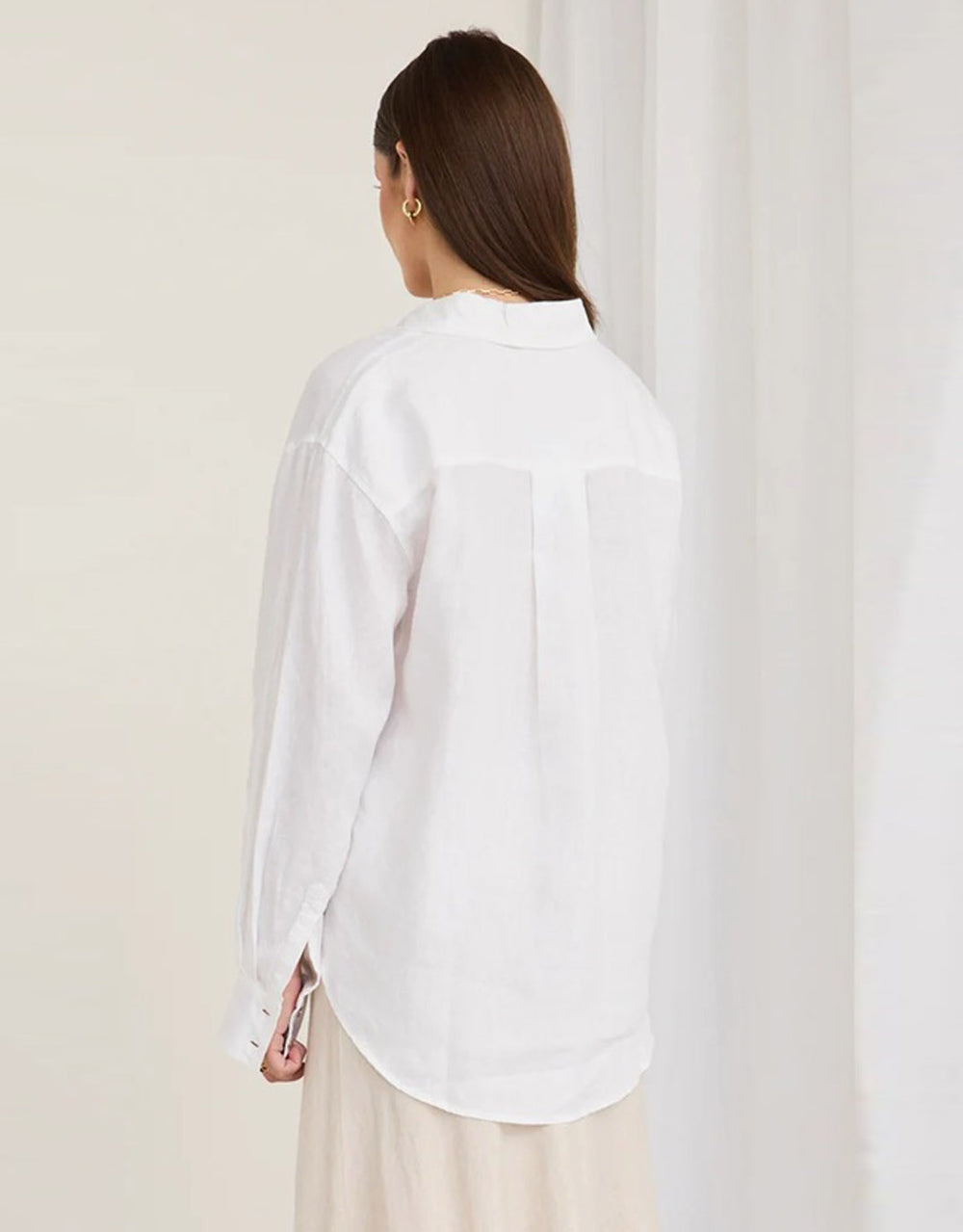 reunion-optimum-linen-oversized-shirt-white-womens-clothing