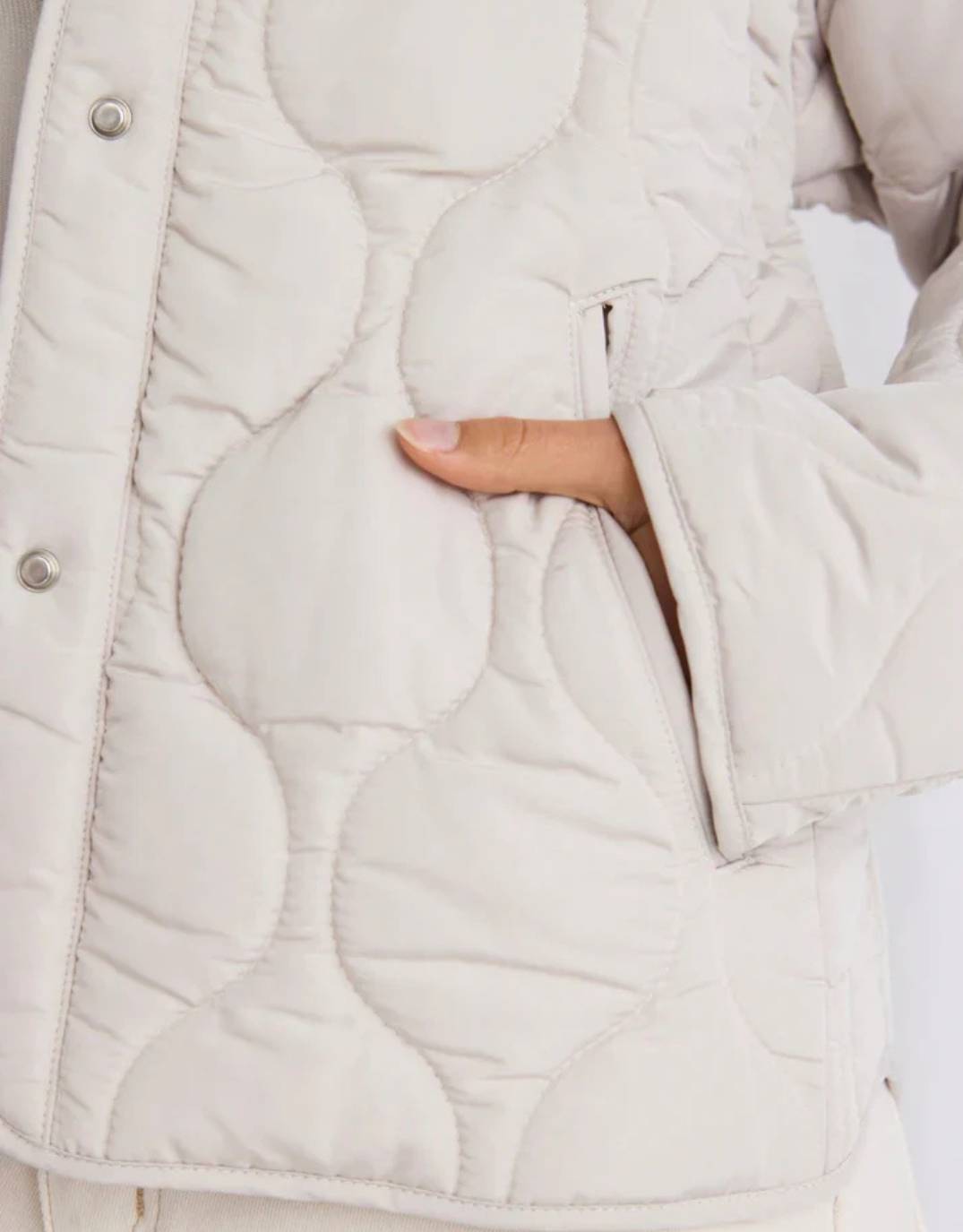 stories-be-told-apex-puffer-jacket-putty-womens-clothing