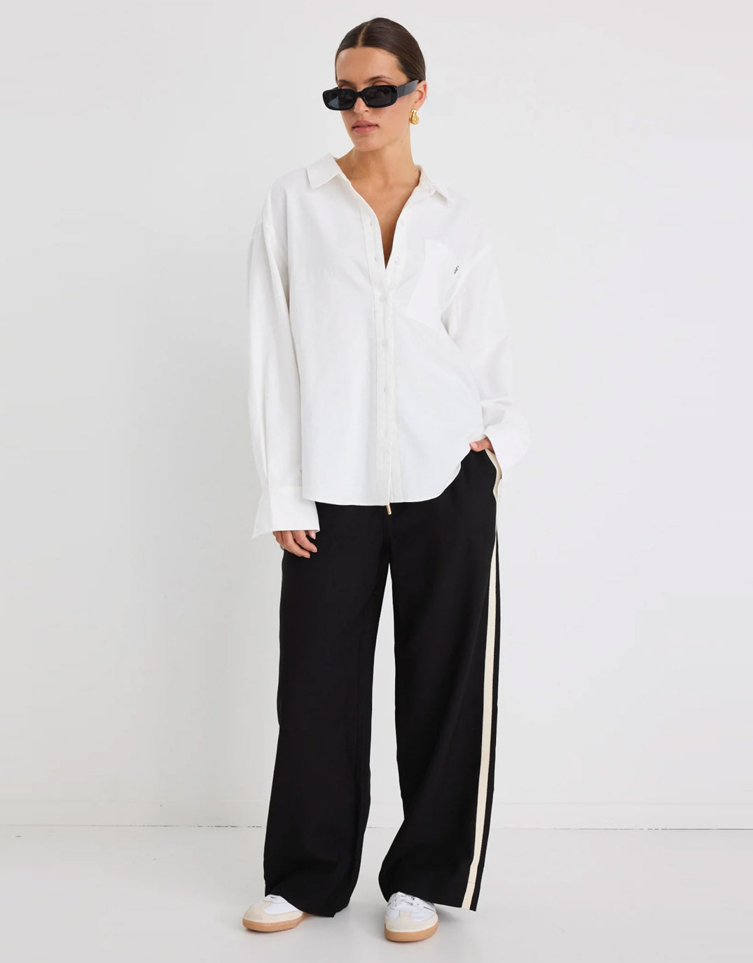 stories-be-told-signature-oxford-oversized-shirt-ivory-womens-clothing