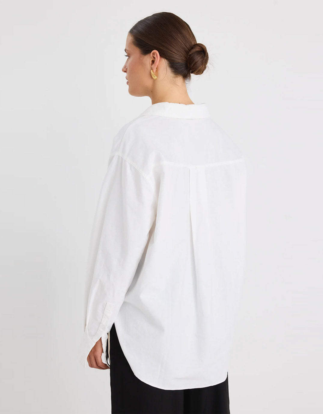 stories-be-told-signature-oxford-oversized-shirt-ivory-womens-clothing