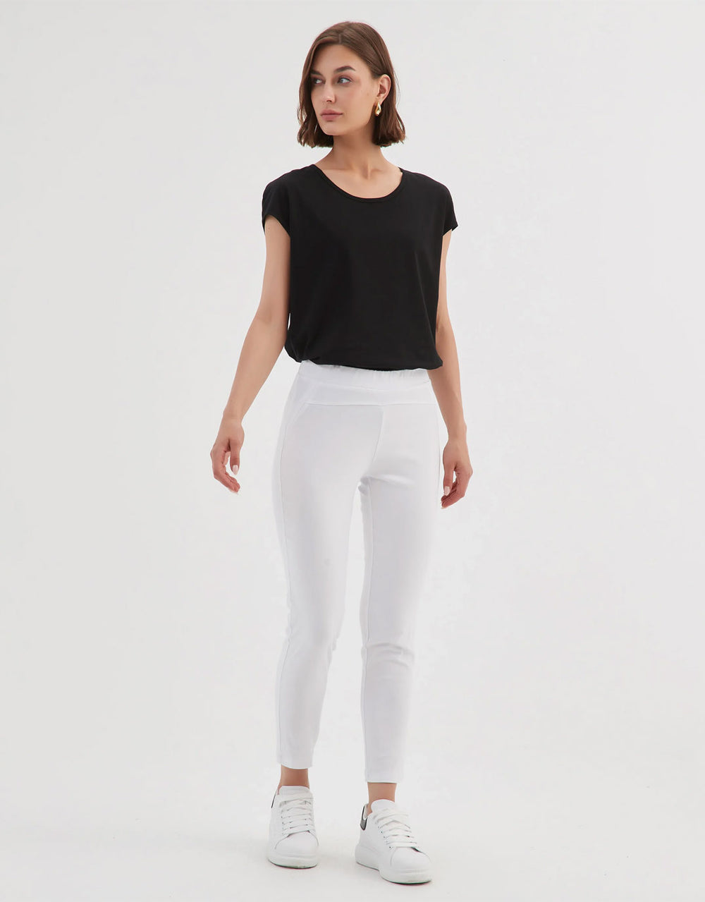 The 24/7 Bengaline Crop Pant - White