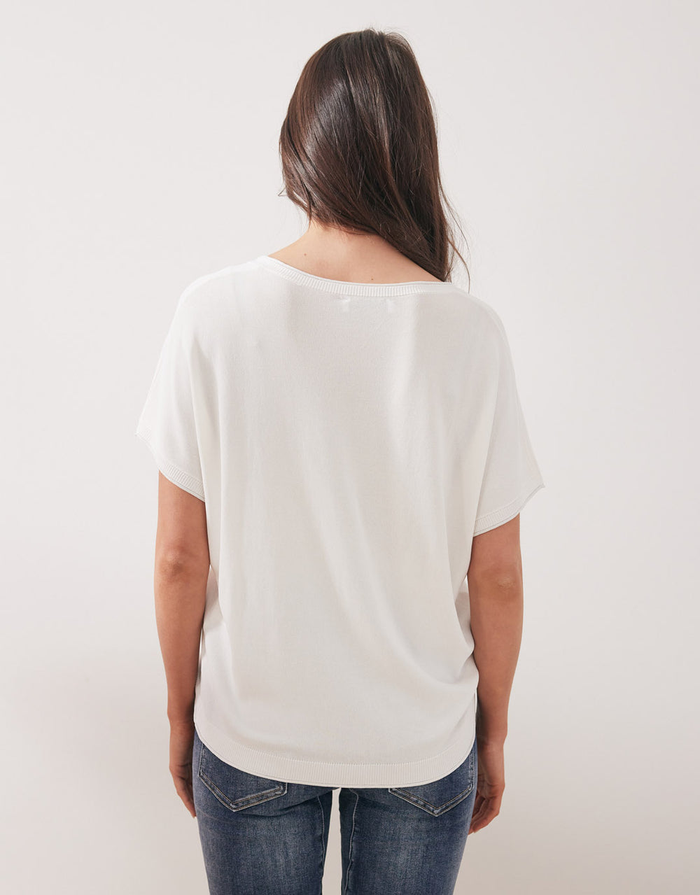 urban-luxury-knit-v-neck-top-white-womens-clothing