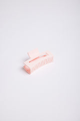 white-and-co-claw-clip-pastel-pink