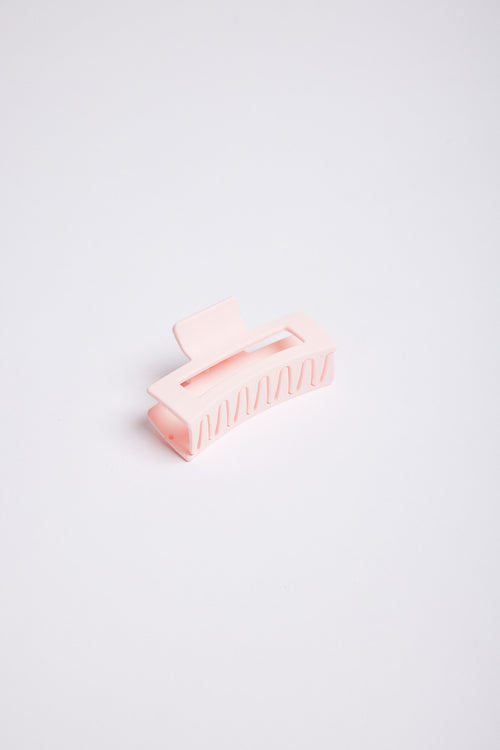white-and-co-claw-clip-pastel-pink