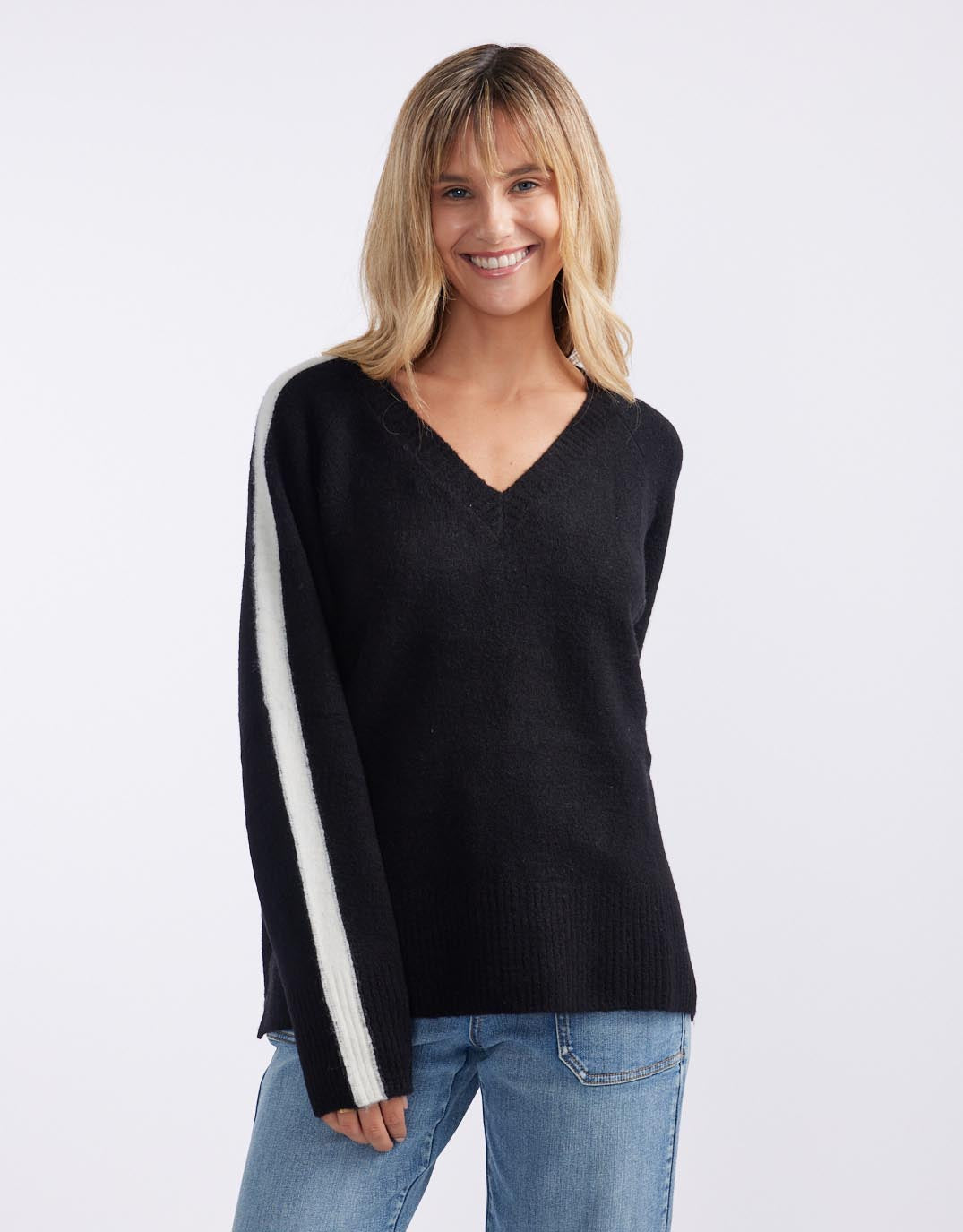 V Neck Black And White Womens Jumper Fine-knit V-neck Jumper Black