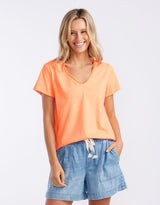 La Vacanza Vee Neck Tee - Citrus