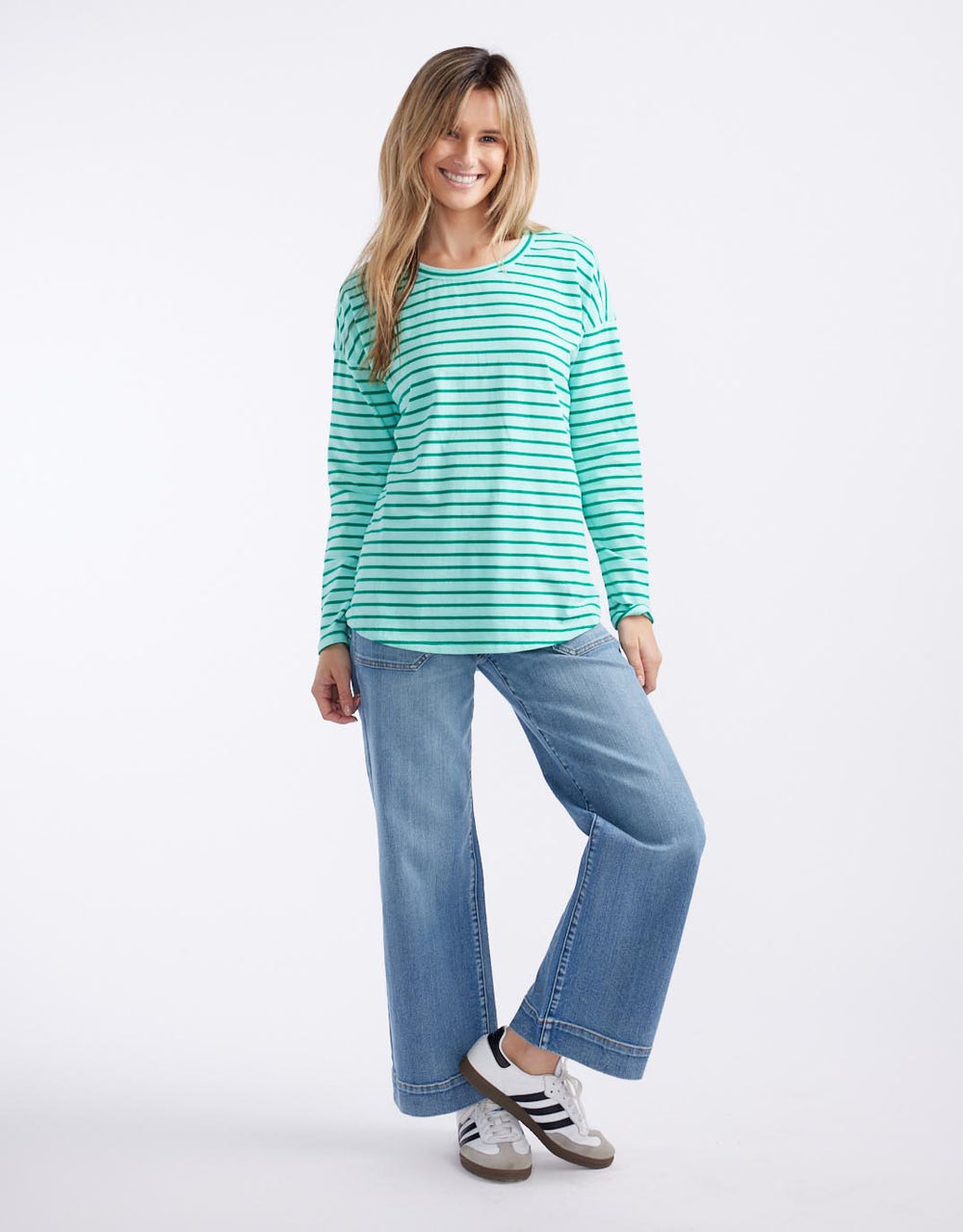 white-co-relaxed-long-sleeve-t-shirt-mint-green-womens-clothing