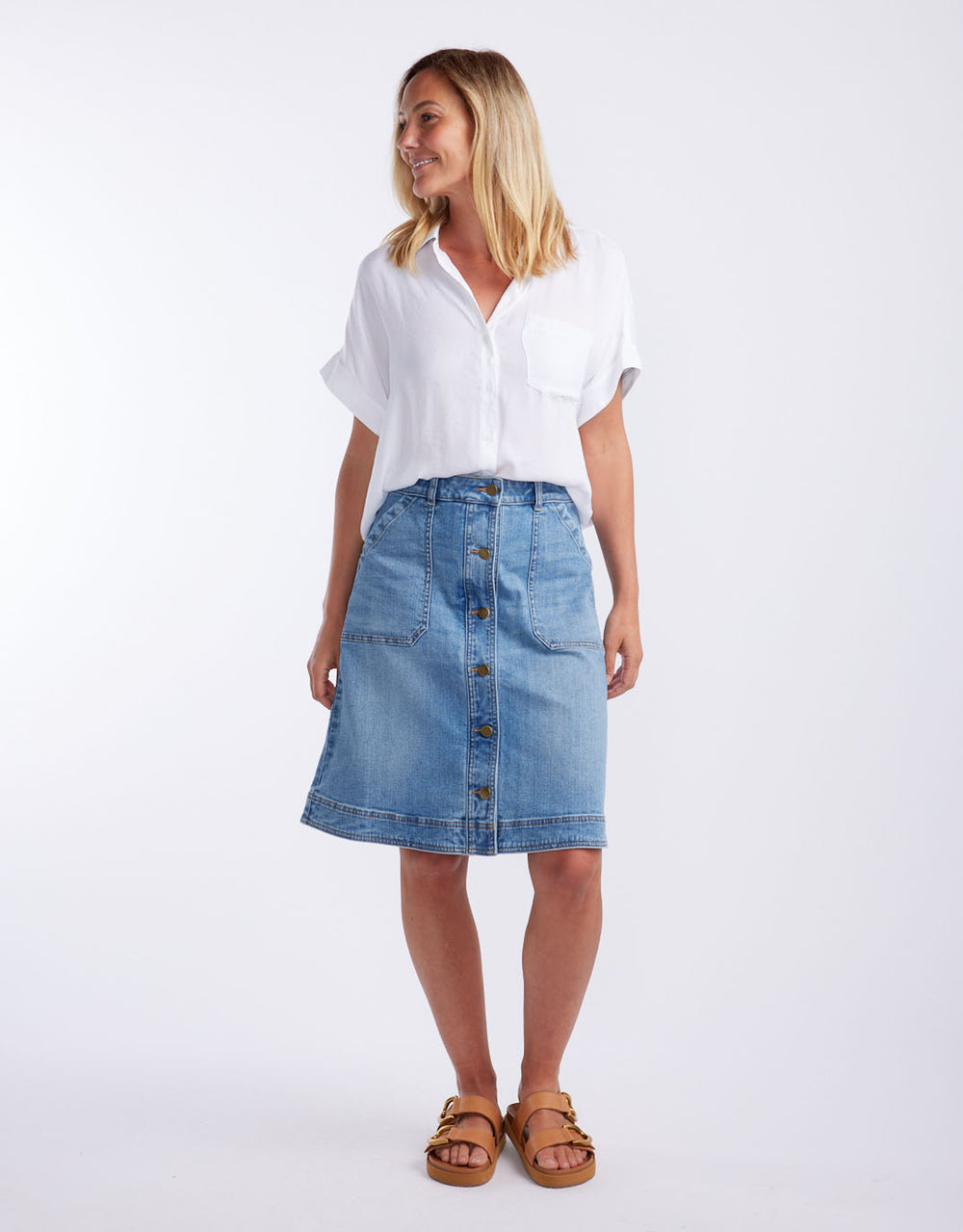 white-co-stevie-denim-skirt-mid-wash-womens-clothing
