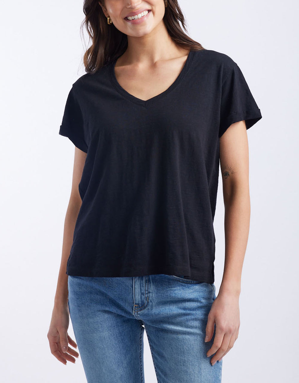 white-co-turn-back-v-neck-t-shirt-black-womens-clothing