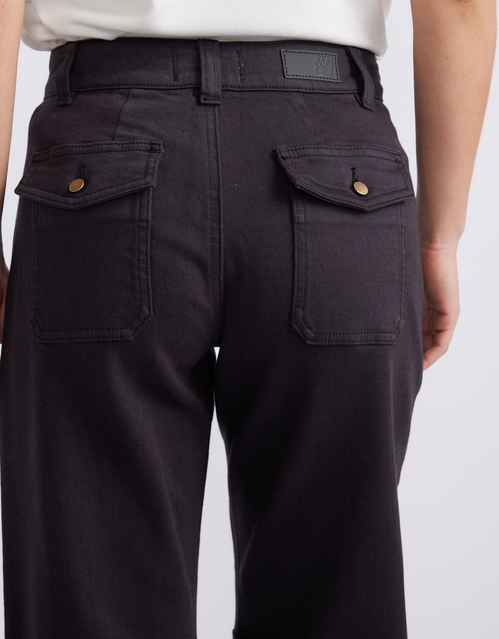 Saskia Stretch Cargo Barrel Jean - Washed Black